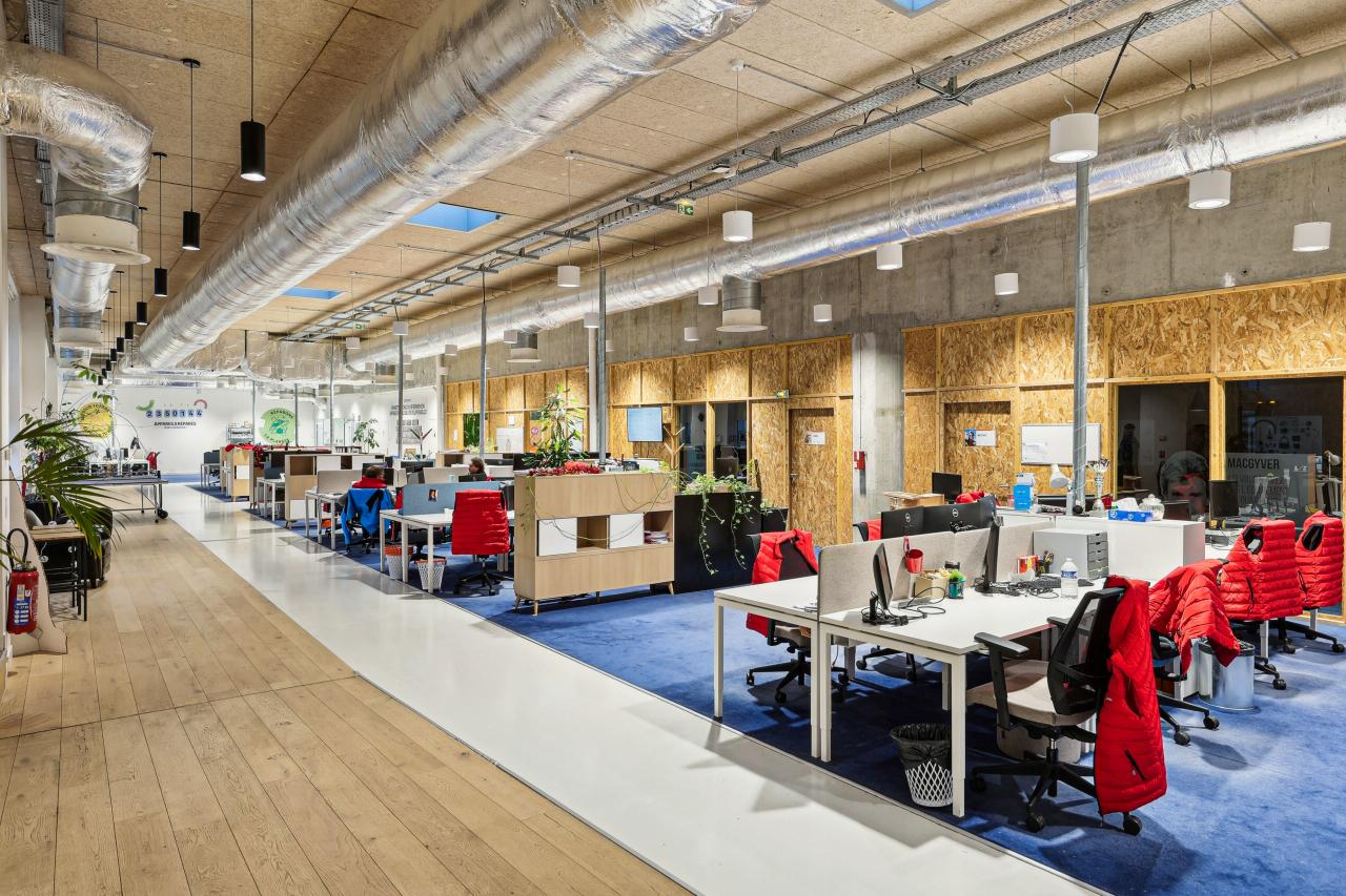 Bureau Montreuil 879m² Location bureau Montreuil Seine-Saint-Denis OLBUR2204971 0